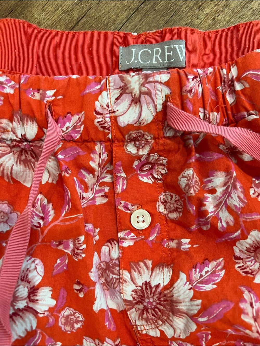 J. Crew Pajamas Medium
Long-sleeve cotton poplin pajama set in poppy fields. - Picture 8 of 11